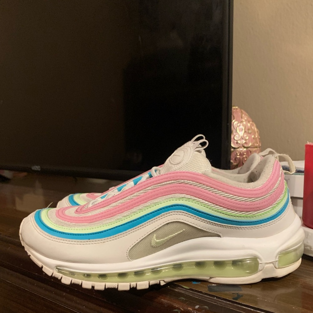 Wmns Nike Air Max 97